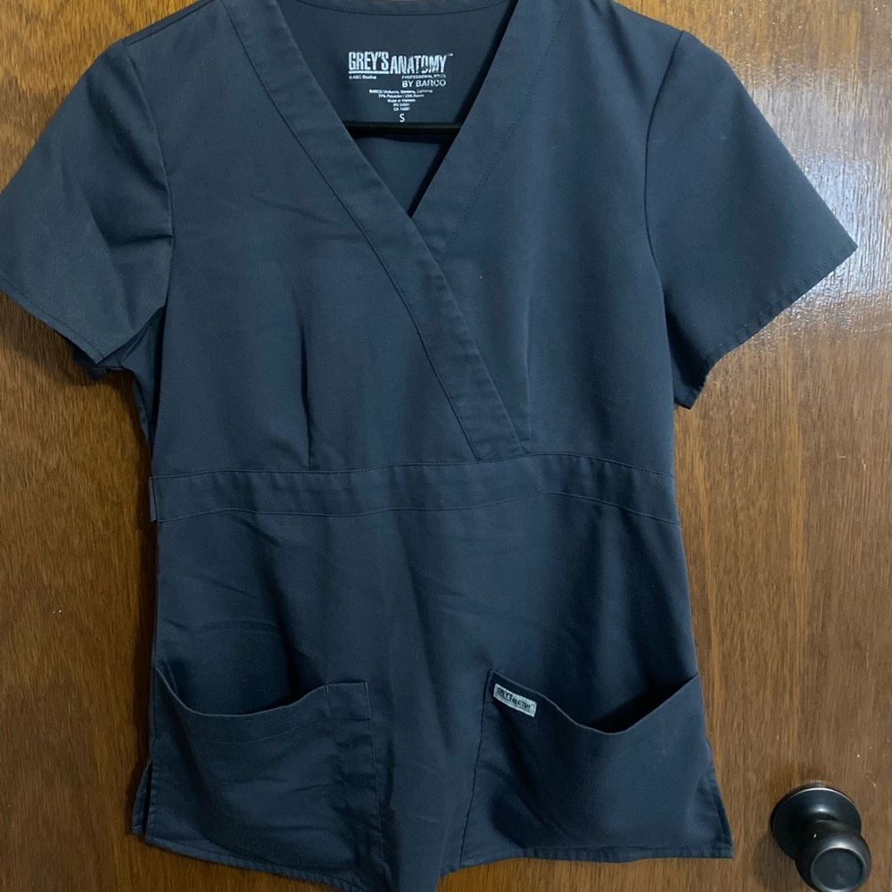 Greys anatomy scrub top